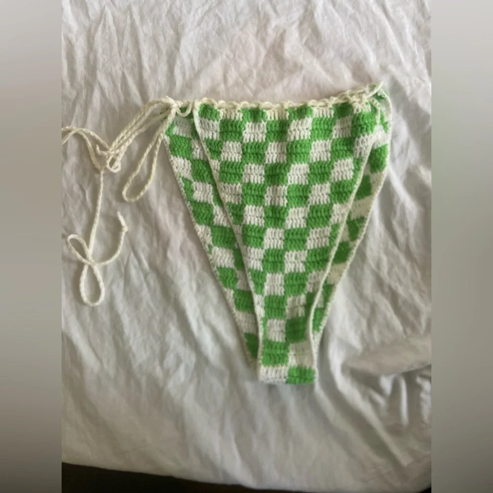 Frankie's Bikinis Green and White Crochet Bikini Bottom Size Large